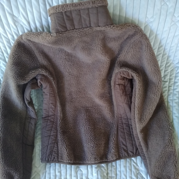 SOLD Women's Synchilla Fleece zip jacket sweater - Picture 3 of 5